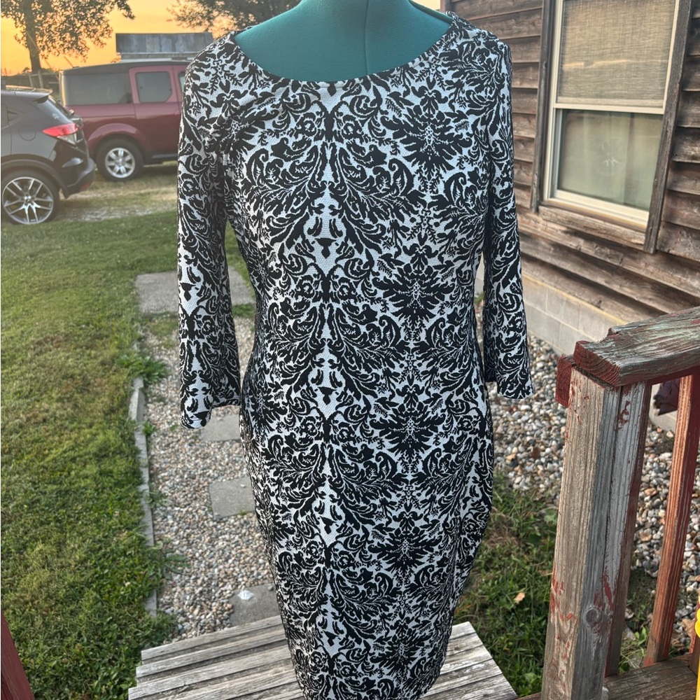 Early 2000s Wet Seal Black and White Long Sleeve Dress